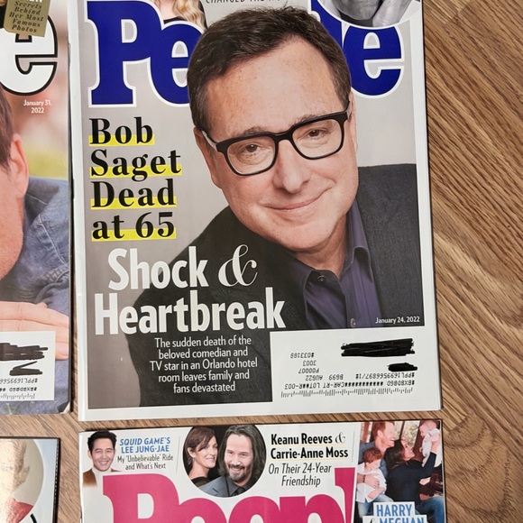 People Magazine Collection Betty White Bob Saget Rob Lowe - Picture 4 of 9